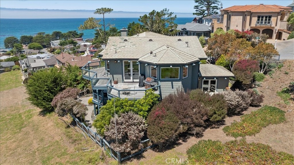 380 Huntington Rd, Cambria, CA 93428