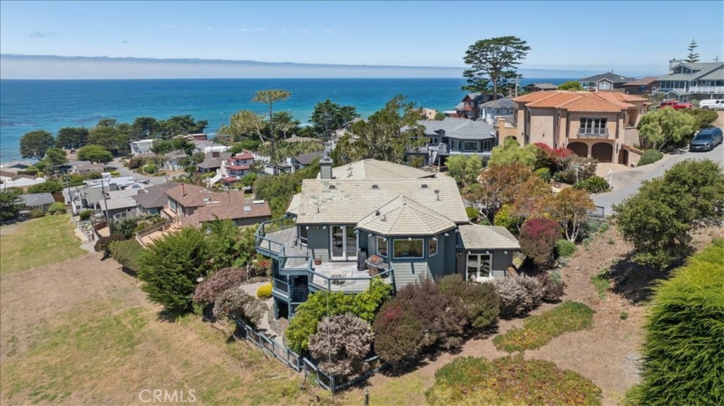 380 Huntington Rd, Cambria, CA 93428