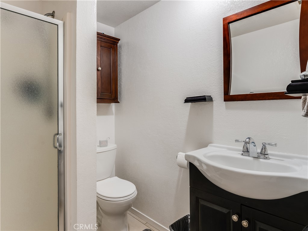 111 Boeker Ave, Pismo Beach, CA 93449