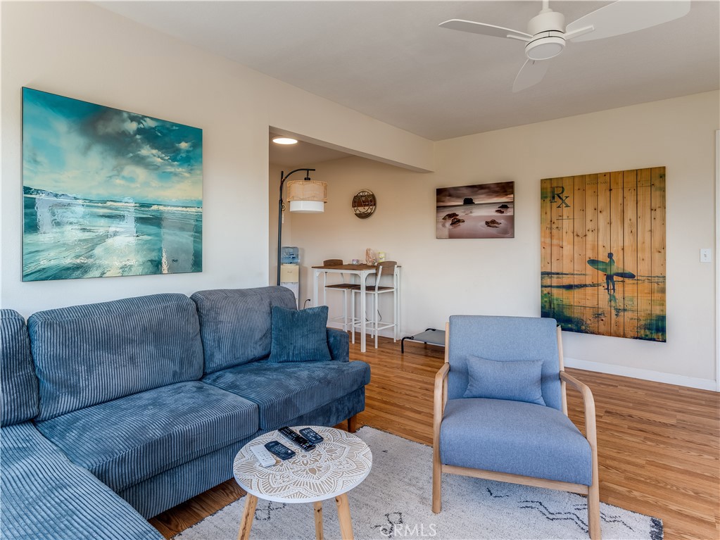 111 Boeker Ave, Pismo Beach, CA 93449