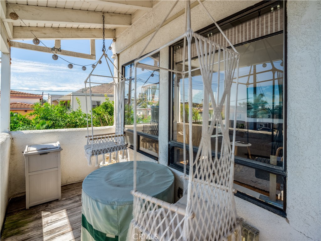 111 Boeker Ave, Pismo Beach, CA 93449