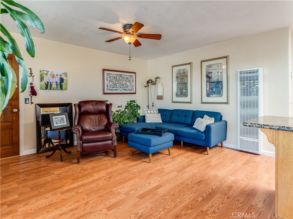 111 Boeker Ave, Pismo Beach, CA 93449