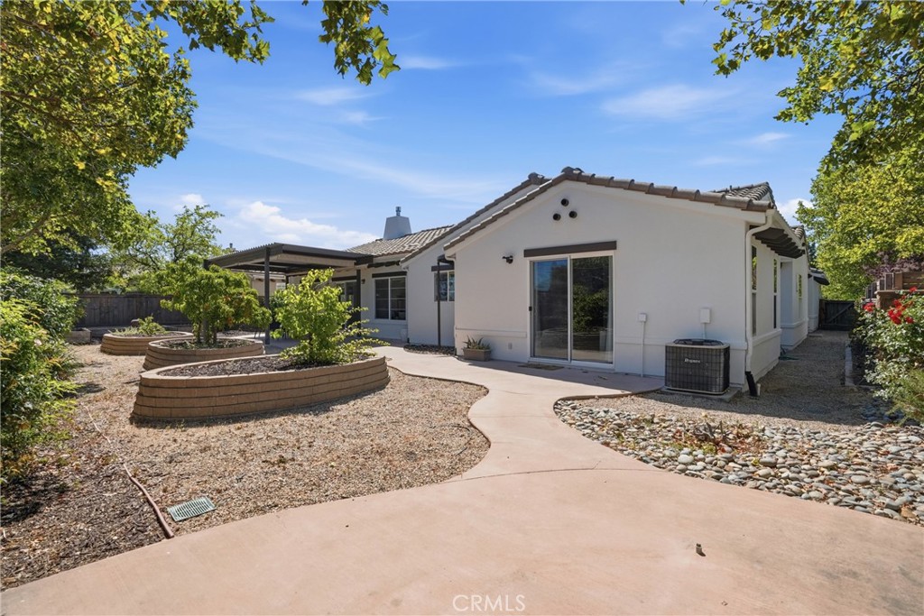 6000 Via Colonia Ct, Atascadero, CA 93422