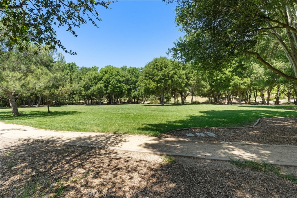 6000 Via Colonia Ct, Atascadero, CA 93422