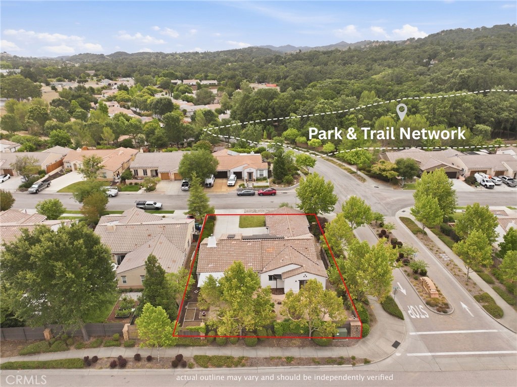 6000 Via Colonia Ct, Atascadero, CA 93422