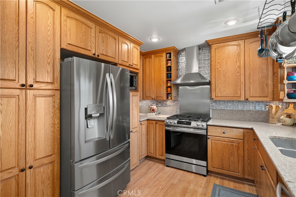 1958 Green Brook Ln, Paso Robles, CA 93446