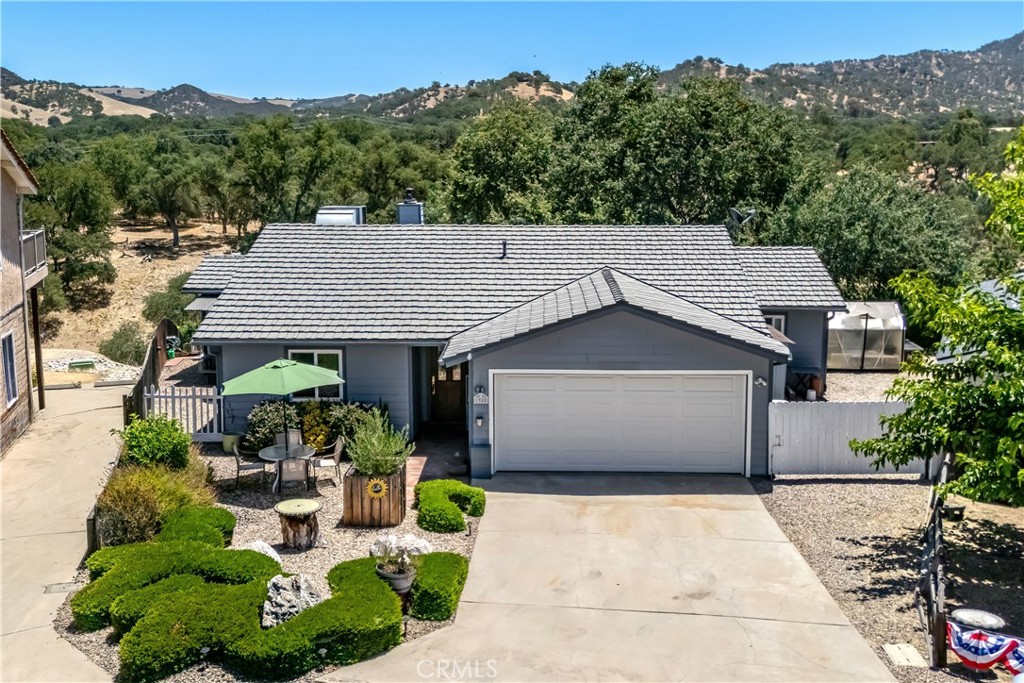 1958 Green Brook Ln, Paso Robles, CA 93446