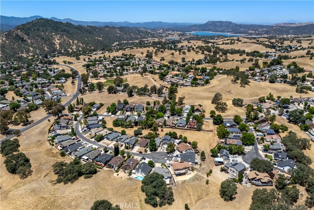 1958 Green Brook Ln, Paso Robles, CA 93446