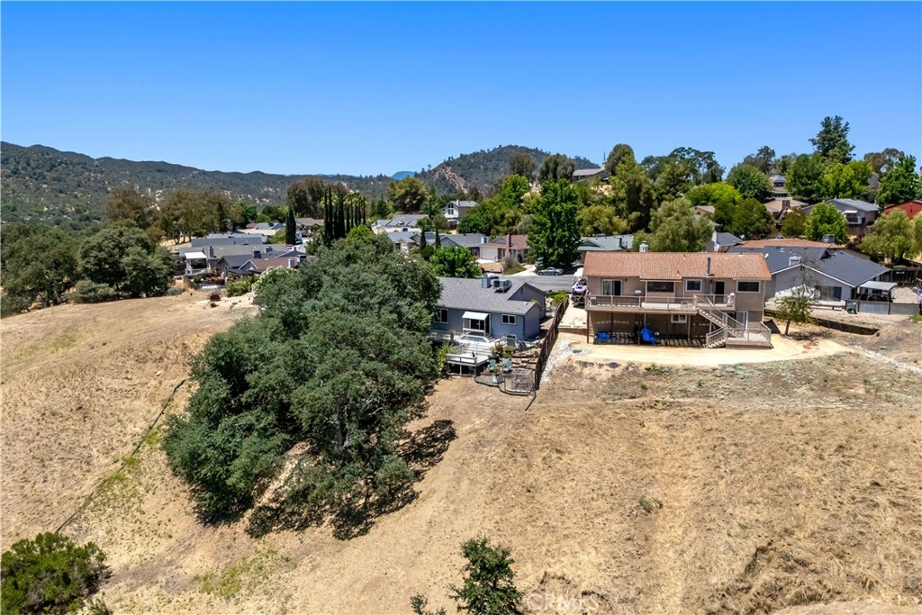 1958 Green Brook Ln, Paso Robles, CA 93446