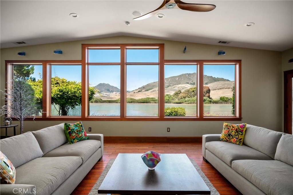 1330 Oceanaire Dr, San Luis Obispo, CA 93405