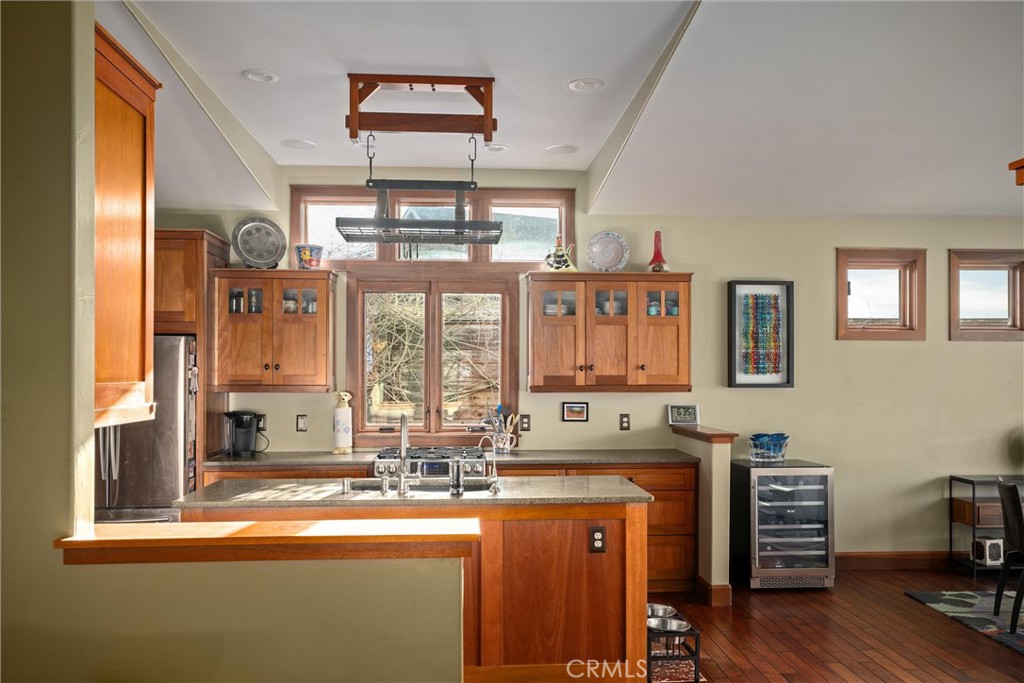 1330 Oceanaire Dr, San Luis Obispo, CA 93405