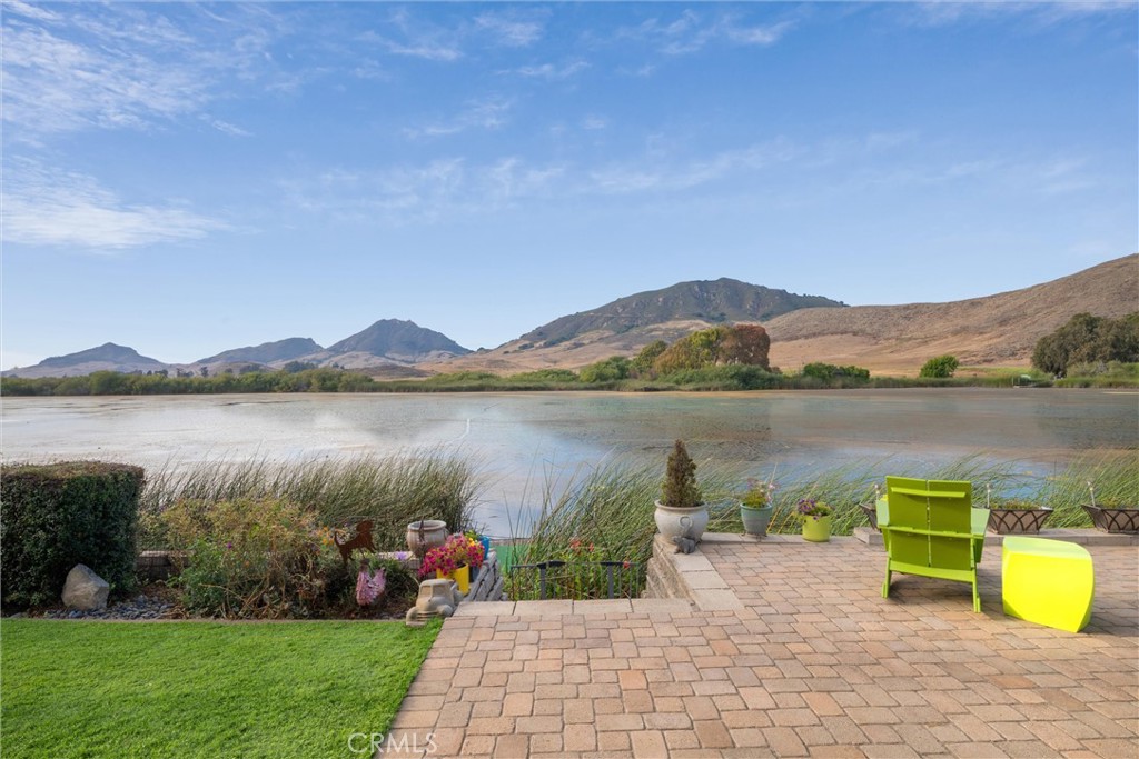 1330 Oceanaire Dr, San Luis Obispo, CA 93405