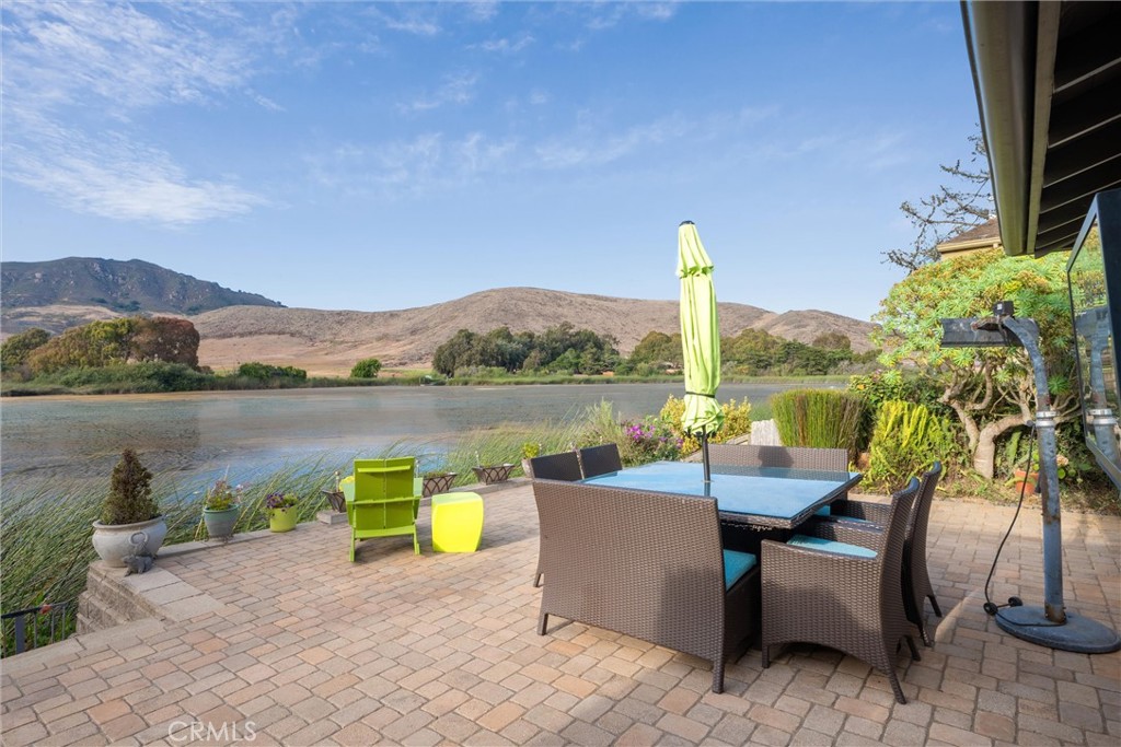 1330 Oceanaire Dr, San Luis Obispo, CA 93405