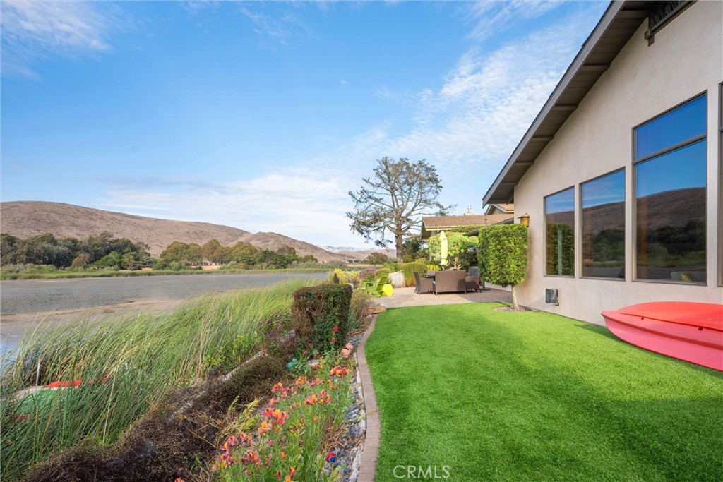 1330 Oceanaire Dr, San Luis Obispo, CA 93405