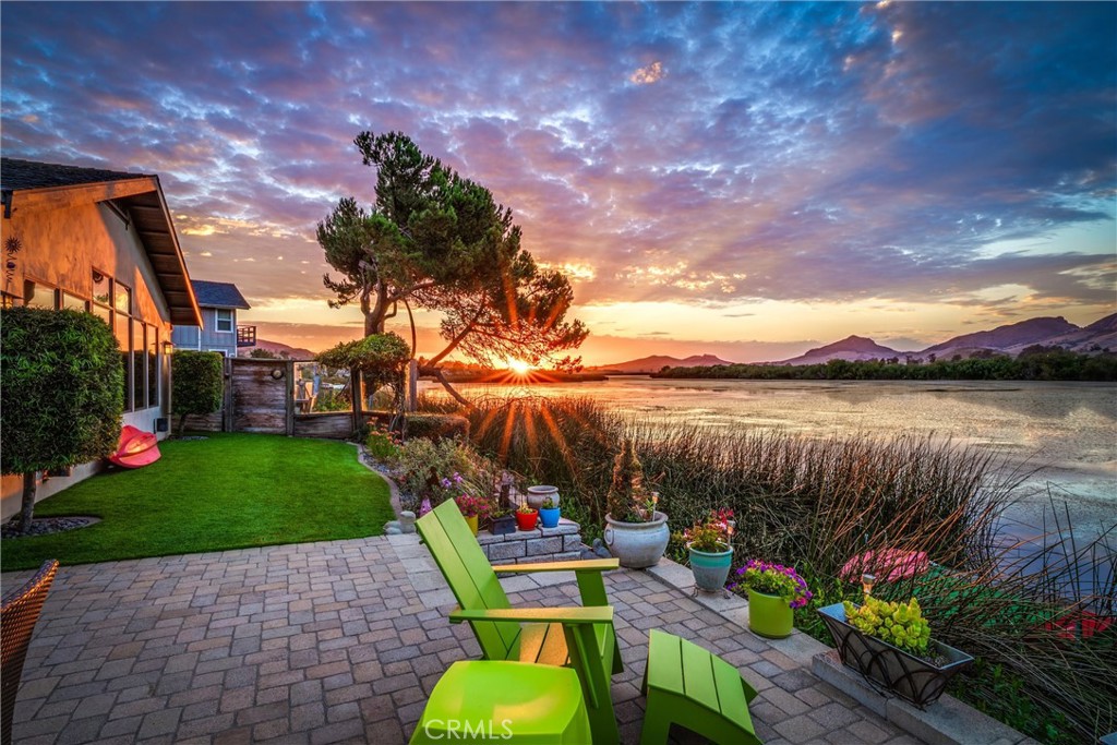 1330 Oceanaire Dr, San Luis Obispo, CA 93405