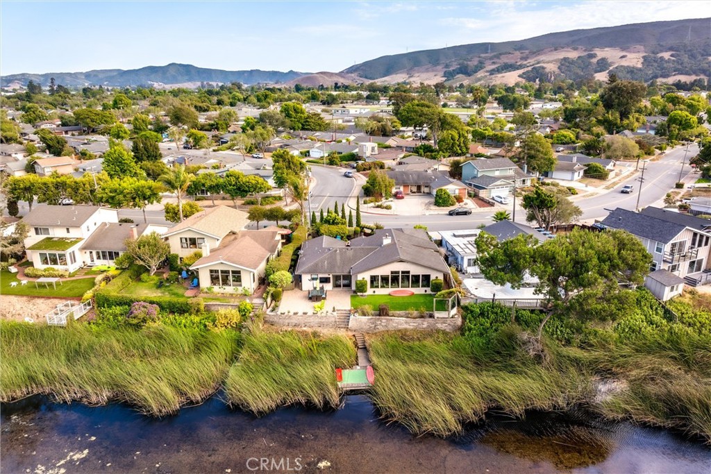 1330 Oceanaire Dr, San Luis Obispo, CA 93405