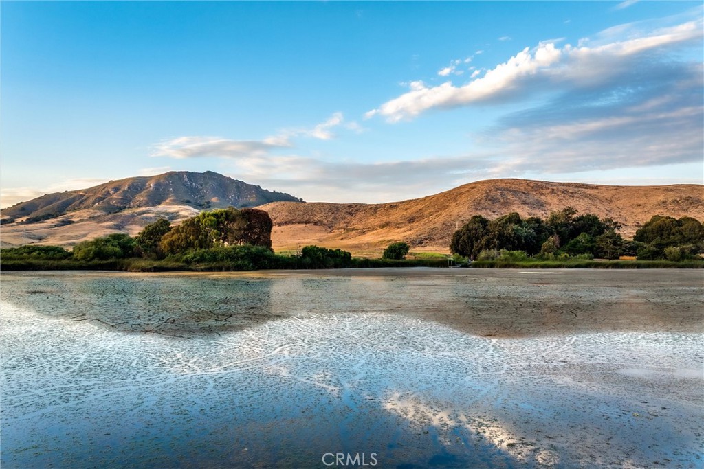 1330 Oceanaire Dr, San Luis Obispo, CA 93405