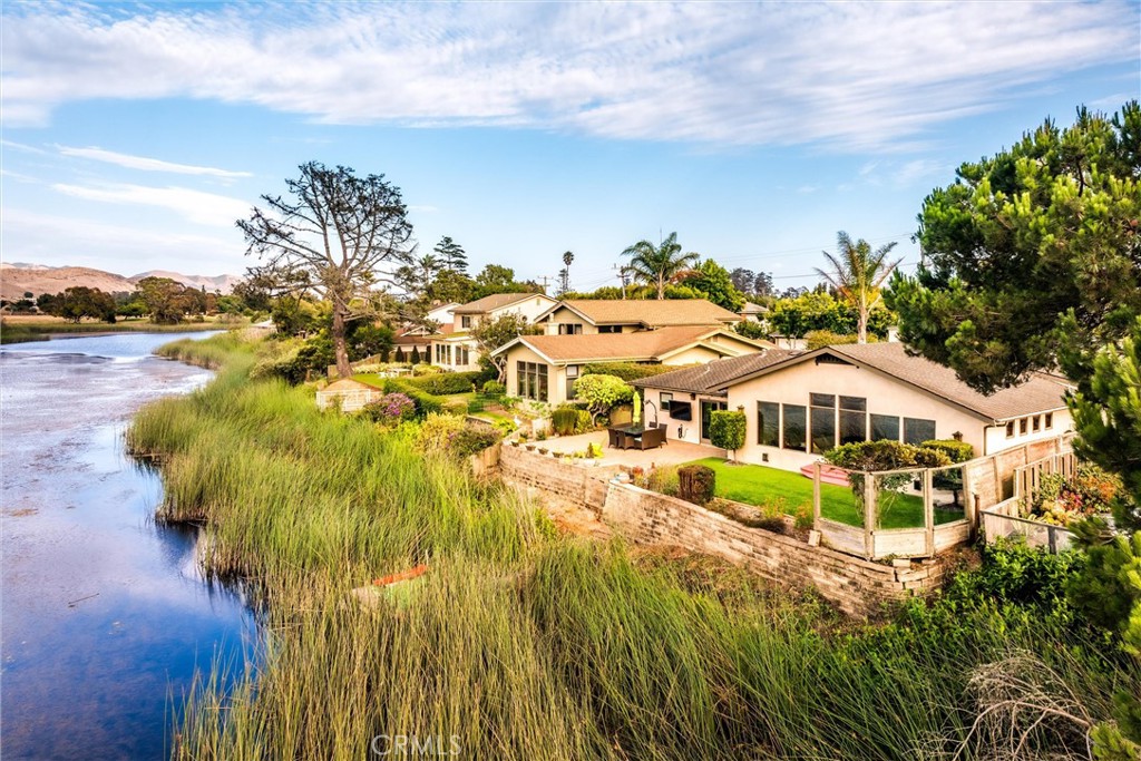 1330 Oceanaire Dr, San Luis Obispo, CA 93405