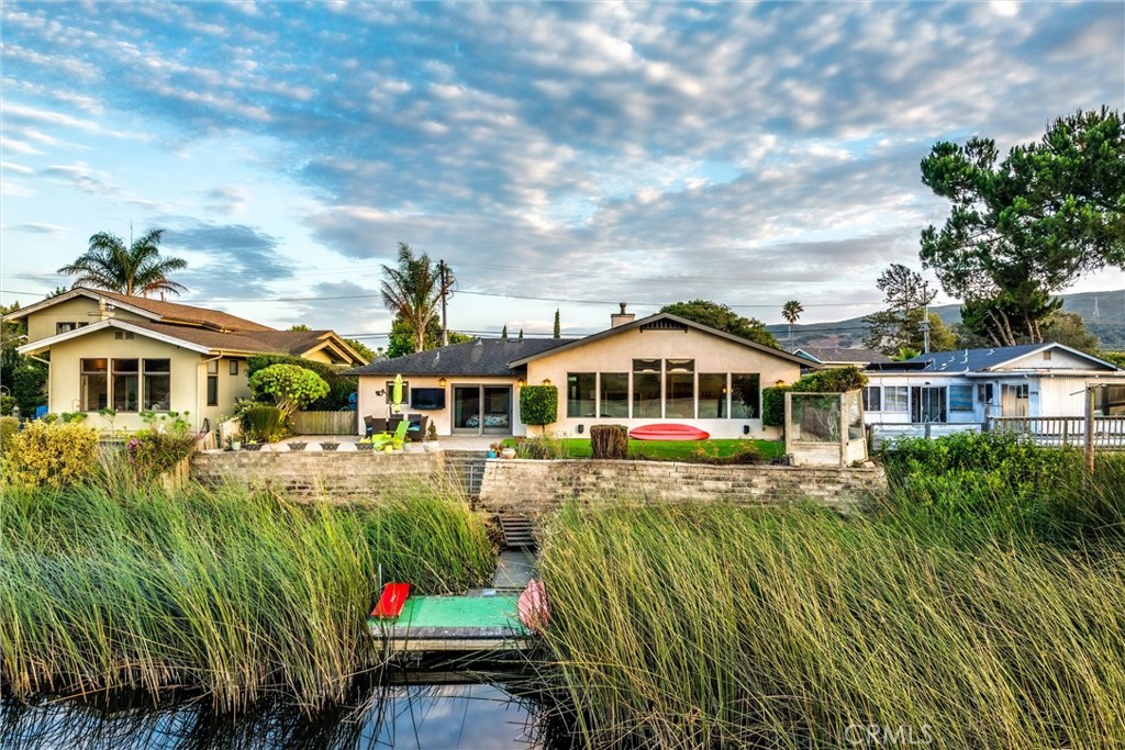 1330 Oceanaire Dr, San Luis Obispo, CA 93405