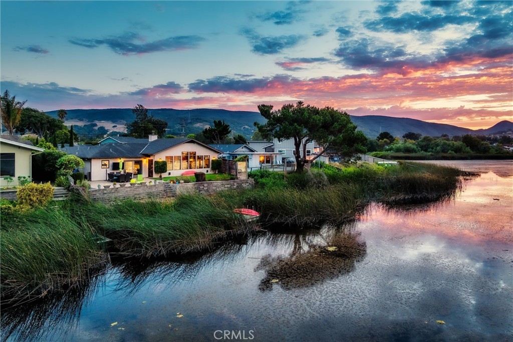 1330 Oceanaire Dr, San Luis Obispo, CA 93405