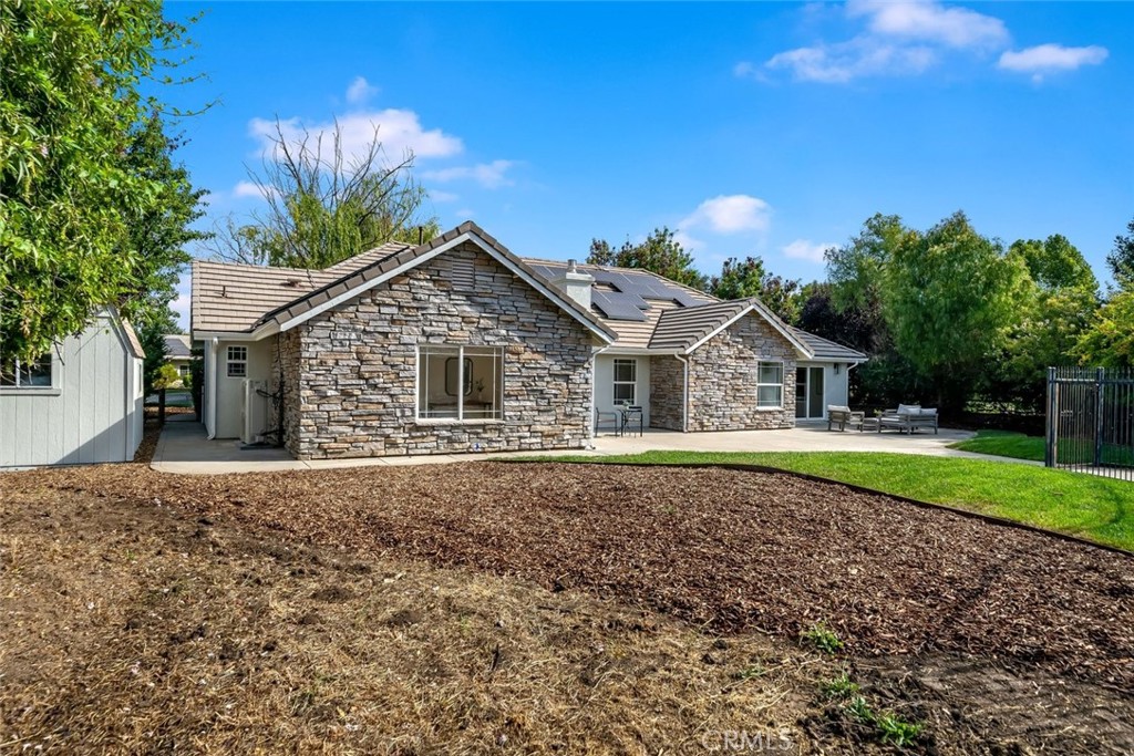 3371 Via Del Sueno, Atascadero, CA 93422