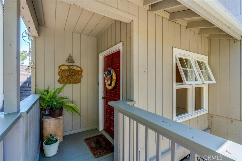 930 Suffolk St, Cambria, CA 93428