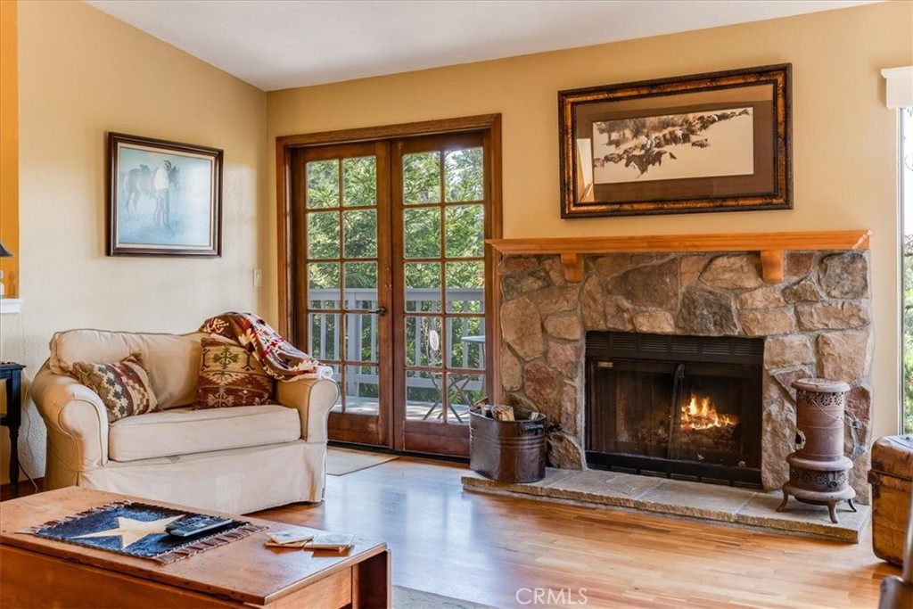 930 Suffolk St, Cambria, CA 93428
