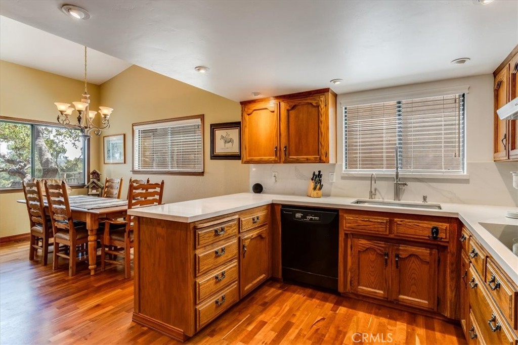 930 Suffolk St, Cambria, CA 93428