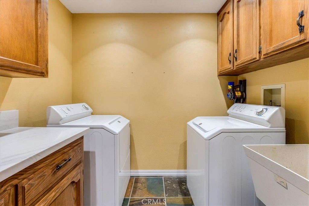 930 Suffolk St, Cambria, CA 93428