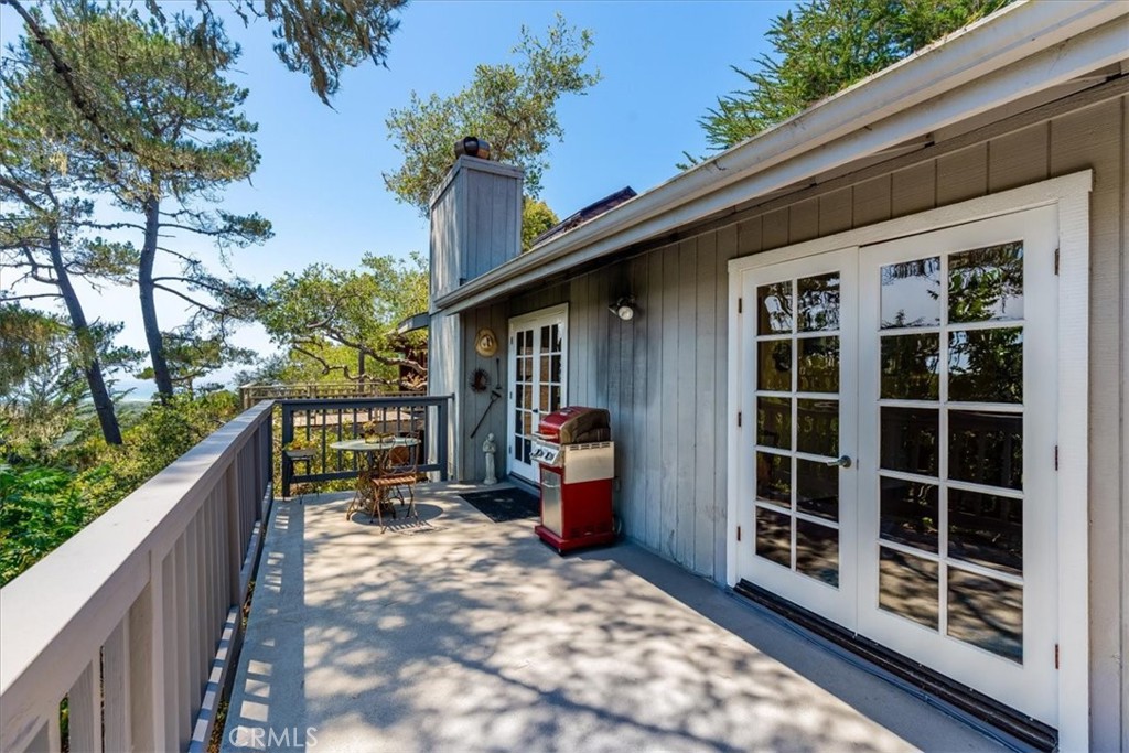 930 Suffolk St, Cambria, CA 93428