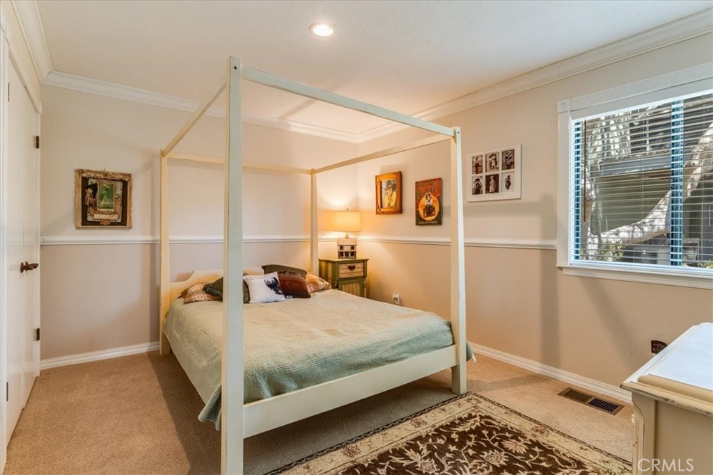930 Suffolk St, Cambria, CA 93428