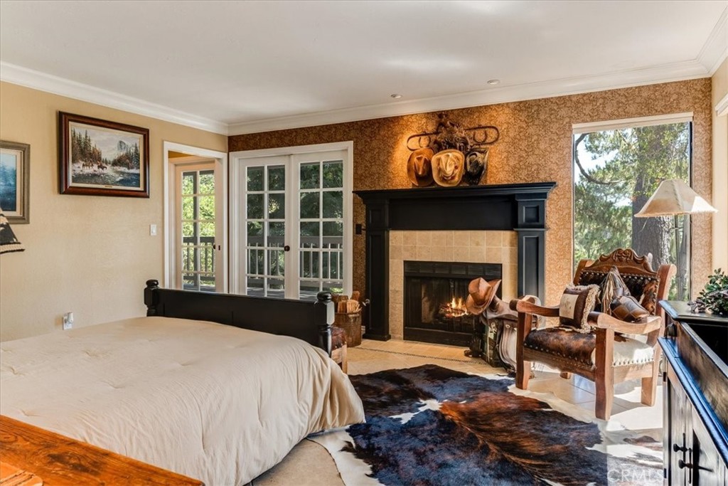 930 Suffolk St, Cambria, CA 93428