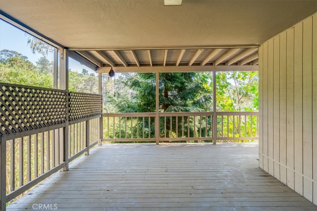 930 Suffolk St, Cambria, CA 93428