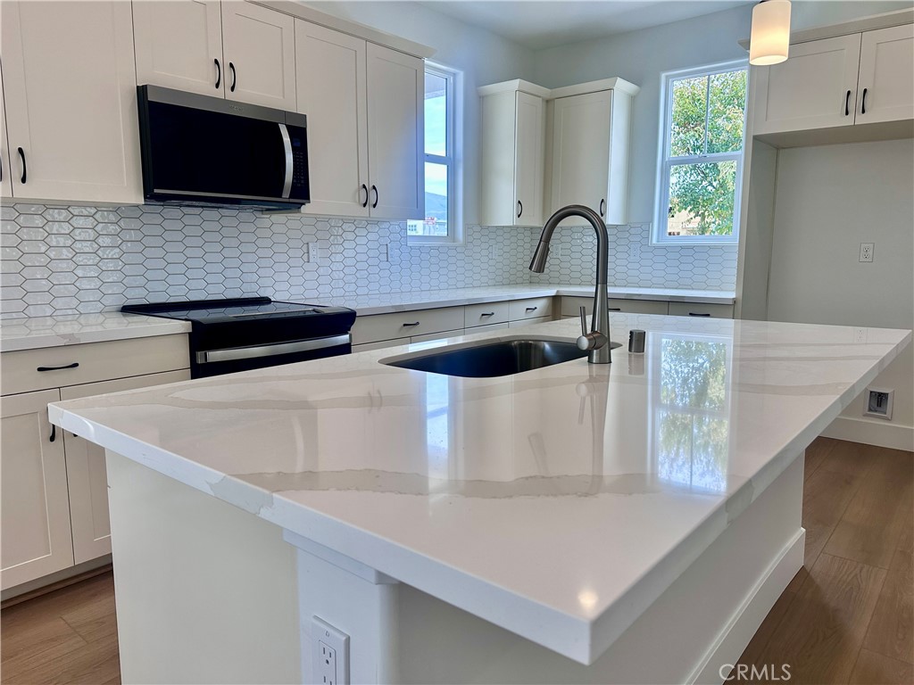 219 Kitty Hawk Ct, San Luis Obispo, CA 93401