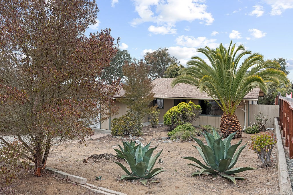 1545 6th St, Los Osos, CA 93402