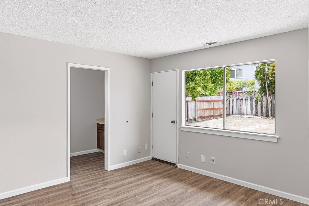 1545 6th St, Los Osos, CA 93402