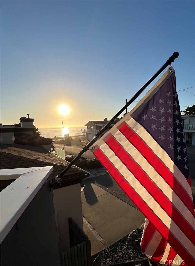 212 Weymouth St, Cambria, CA 93428