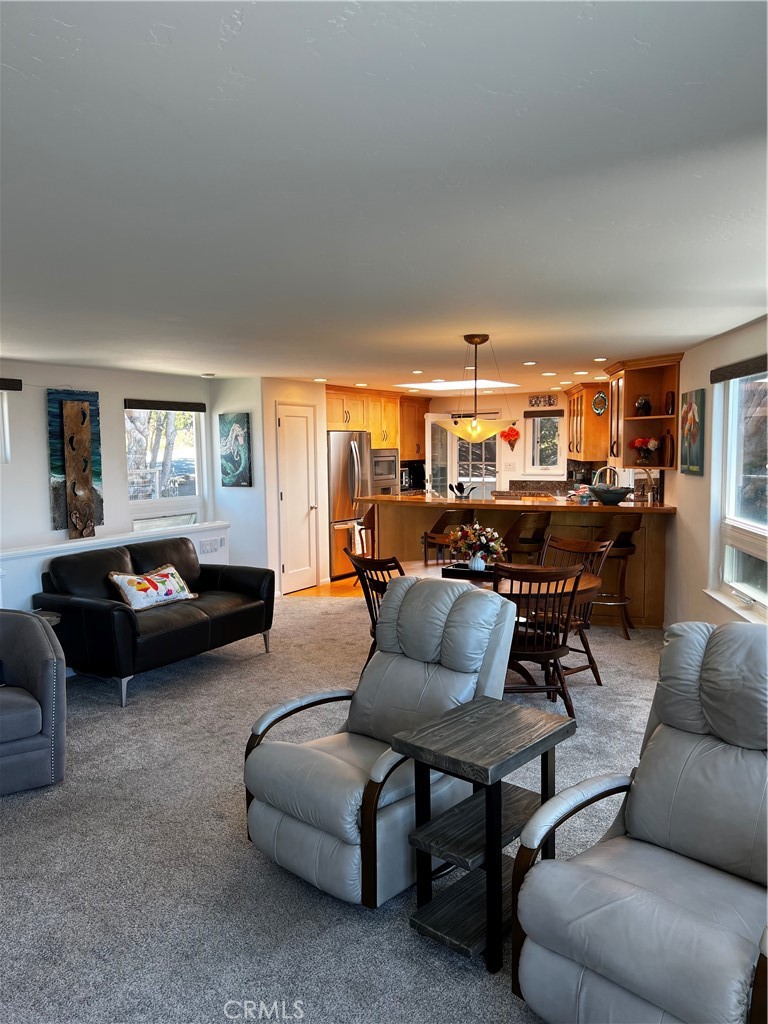 212 Weymouth St, Cambria, CA 93428