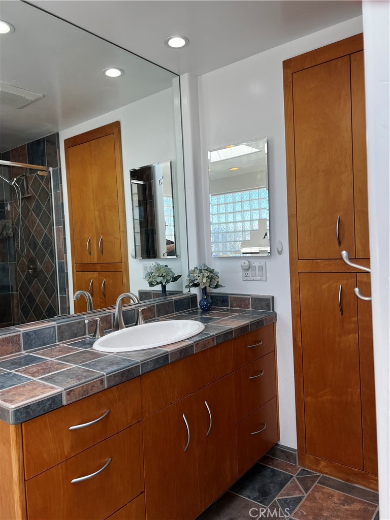 212 Weymouth St, Cambria, CA 93428