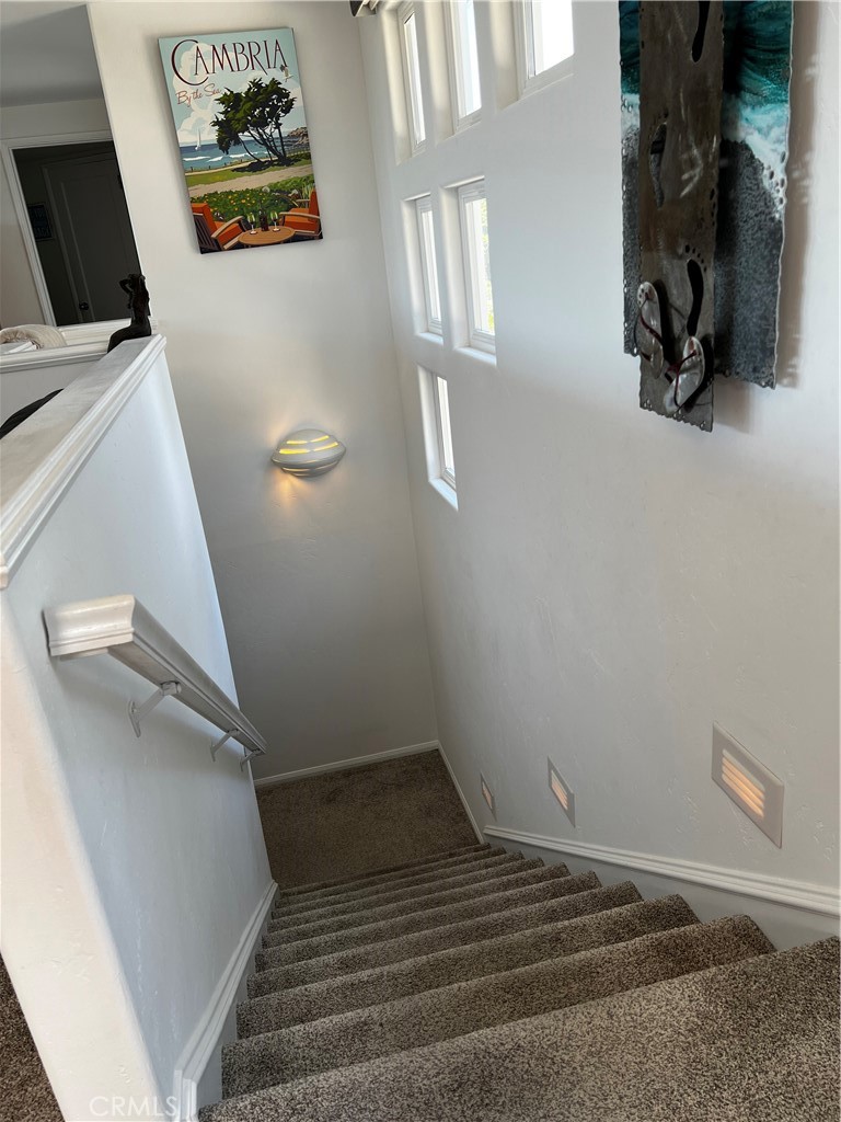 212 Weymouth St, Cambria, CA 93428