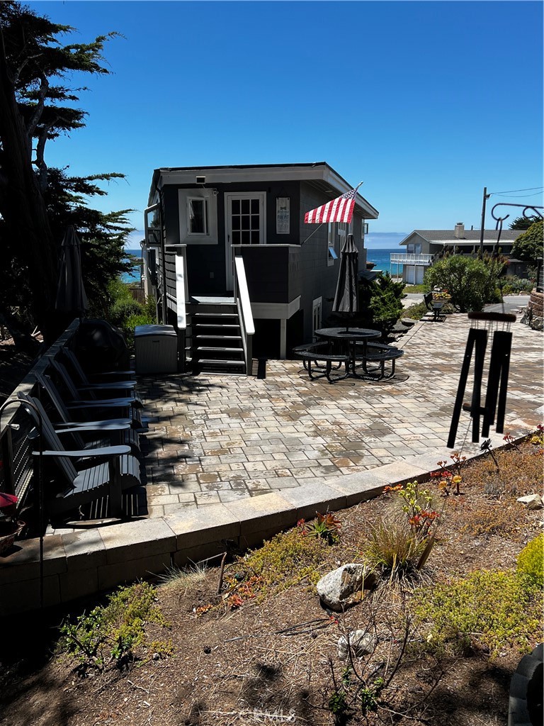 212 Weymouth St, Cambria, CA 93428
