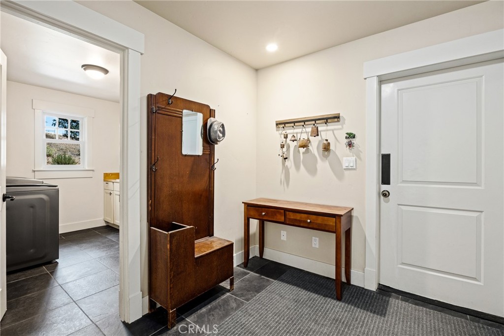 2387 Carpenter Canyon, San Luis Obispo, CA 93401