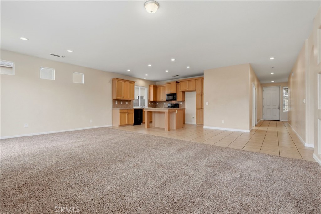 3042 W Delta, Visalia, CA 93291