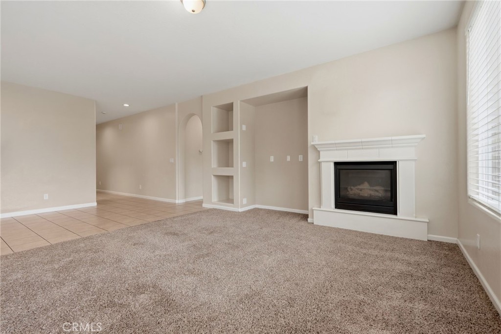 3042 W Delta, Visalia, CA 93291