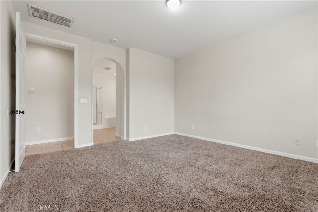 3042 W Delta, Visalia, CA 93291