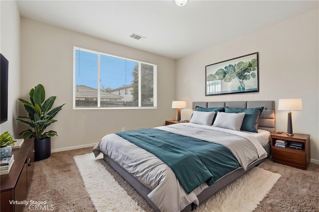 3042 W Delta, Visalia, CA 93291