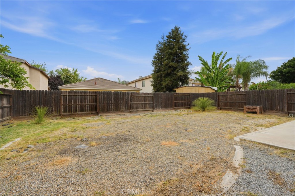 3042 W Delta, Visalia, CA 93291