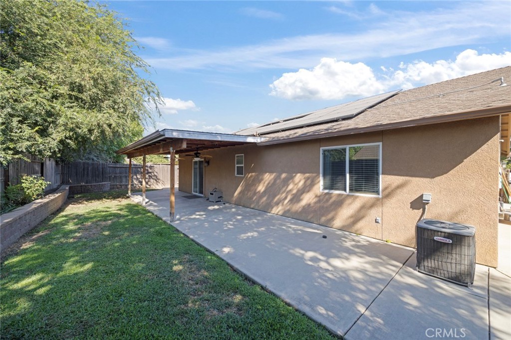 2629 W Brooke Ct, Visalia, CA 93291