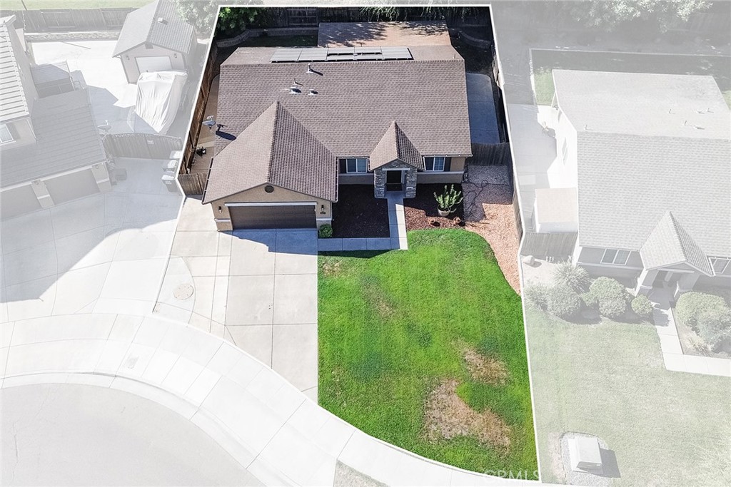 2629 W Brooke Ct, Visalia, CA 93291
