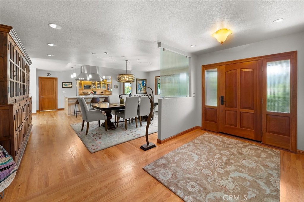 320 Mira Sol Dr, San Luis Obispo, CA 93405